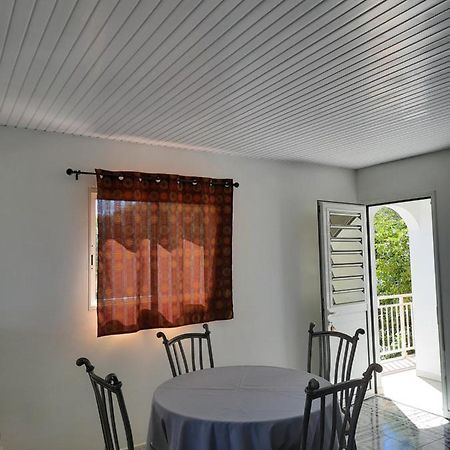 Chez Lilise 2 Διαμέρισμα Sainte-Anne Εξωτερικό φωτογραφία